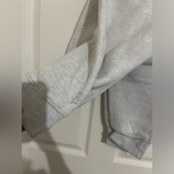 Aritzia Tna Track Suit Cozy AF Fleece - Picture 6 of 7